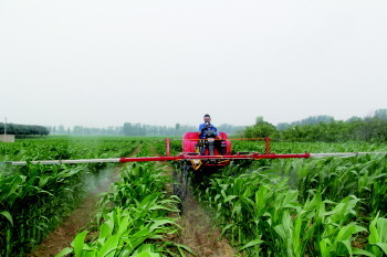 潍城区大力推广主要农作物高效植保机械化